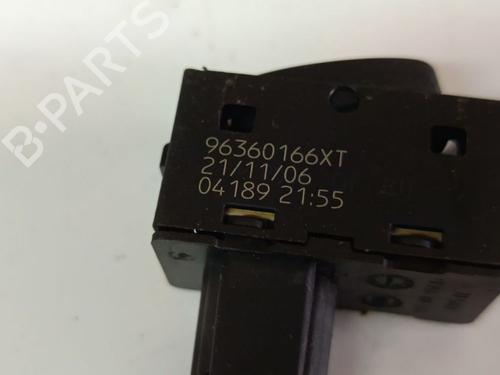 Switch PEUGEOT 407 (6D_) 2.7 HDi (6DUHZJ, 6DUHZF) | BP38798475I30 - Image 5