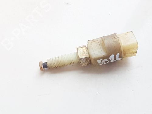 electronic-module-vw-passat-b5-variant-3b5-1997-1998-1999-2000-2001-35866623 main image