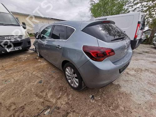 Switch OPEL ASTRA J (P10) 1.7 CDTI (68) | BP32578950I30