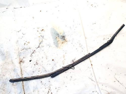 front-windshield-wiper-arm-audi-a6-c6-4f2-2004-2005-2006-2007-2008-2009-2010-2011-32925640 main image