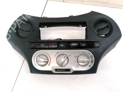 Used Climate control Climate control TOYOTA YARIS (_P9_) 1.4 D-4D (NLP90_, NLP90R) (90 hp) 35454271 35454271