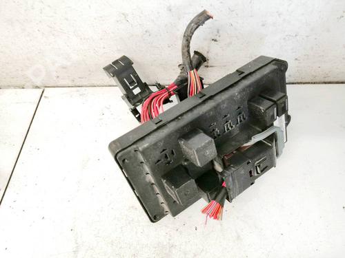 Used Fuse box Fuse box SUZUKI GRAND VITARA I (FT, HT) 2.7 (JA 627) (184 hp) 32576064 32576064