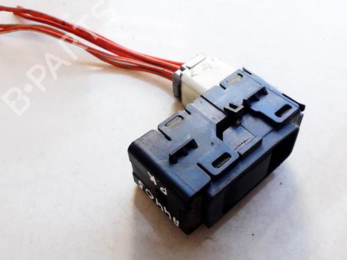 Used Switch Switch JEEP PATRIOT (MK74) 2.0 CRD (140 hp) 33525809 33525809