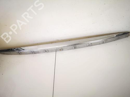 Used Tailgate trim Tailgate trim 35496205 35496205