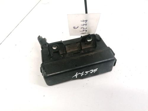 Used Fuse box Fuse box 32893571 32893571