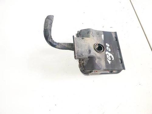 Used Fuse box Fuse box 32584027 32584027