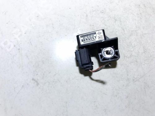 Used Electronic module Electronic module RENAULT MEGANE II (BM0/1_, CM0/1_) 1.6 16V (BM0C, CM0C) (113 hp) 33512740 33512740