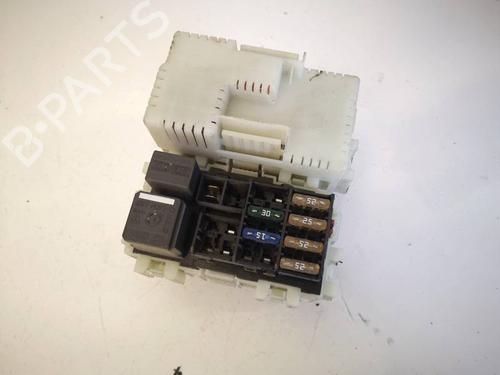 Used Fuse box Fuse box VOLVO V70 III (135) 2.5 T (200 hp) 32972465 32972465