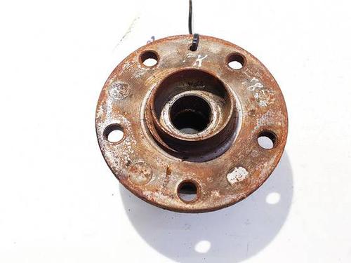 Used Left front steering knuckle Left front steering knuckle VW PASSAT B6 (3C2) 2.0 TDI (140 hp) 35270870 35270870
