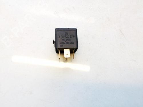 Used Electronic sensor Electronic sensor MERCEDES-BENZ S-CLASS (W220, V220) S 320 CDI (220.026, 220.126) (197 hp) 33062517 33062517