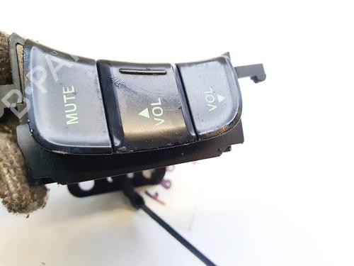 Used Steering wheel controls Steering wheel controls 35322169 35322169