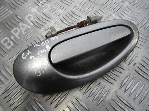 front-right-exterior-door-handle-chrysler-300m-lr-1998-1999-2000-2001-2002-2003-2004-35682182 main image