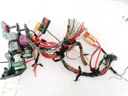 Used Fuse box AUDI A6 C5 (4B2, 4B4) 2.4 (163 hp) 32918815