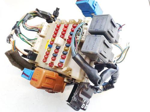 Used Fuse box NISSAN PRIMERA Hatchback (P12) 2.2 Di (126 hp) 32603015