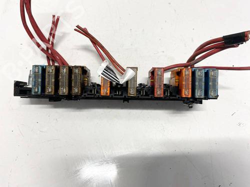 fuse-box-renault-espace-iii-je0_-1996-1997-1998-1999-2000-2001-2002-32581367 main image