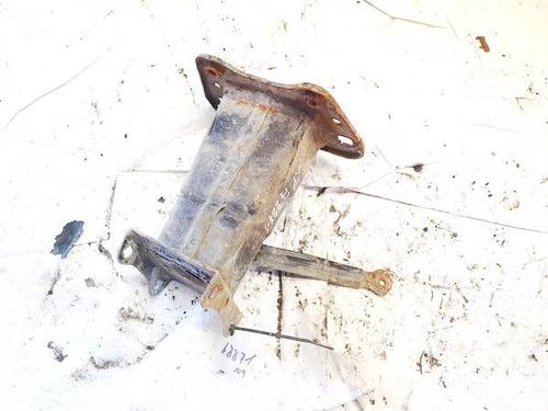 Used Front bumper bracket Front bumper bracket 38572081 38572081