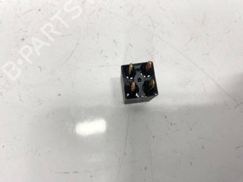 Electronic sensor MITSUBISHI OUTLANDER I (CU_W) 2.0 (CU2W) | BP32582429M84 - Image 6