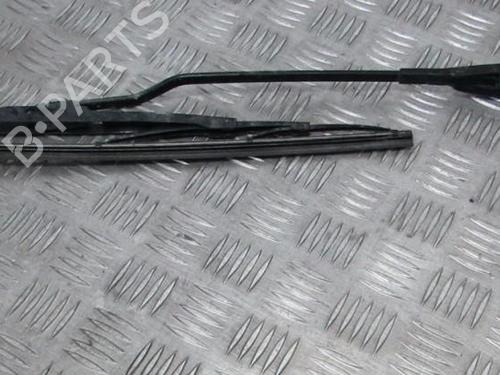 front-windshield-wiper-arm-audi-a4-b5-8d2-1994-1995-1996-1997-1998-1999-2000-2001-33495342 main image
