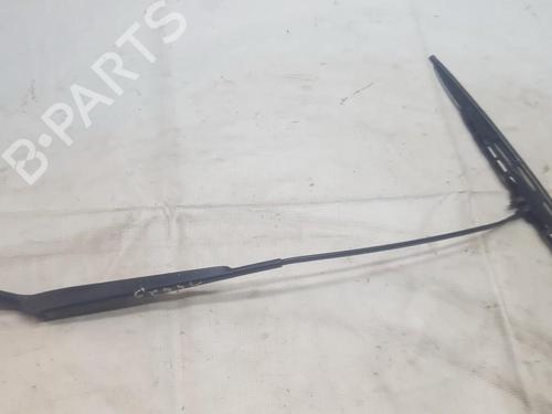 Used Front windshield wiper arm Front windshield wiper arm VW GOLF IV (1J1) 1.9 TDI (90 hp) 33511329 33511329