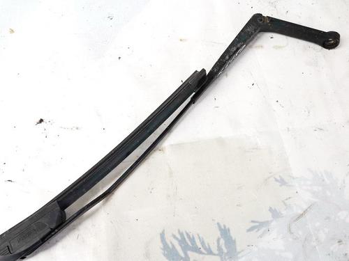 front-windshield-wiper-arm-audi-a4-b5-8d2-1994-1995-1996-1997-1998-1999-2000-2001-33070933 main image