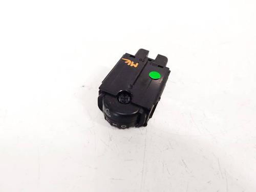 Used Switch Switch TOYOTA YARIS (_P1_) 1.0 (SCP10_, SCP10R) (65 hp) 40242741 40242741