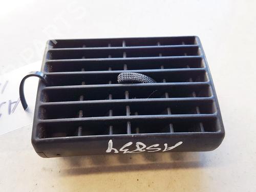 Used Air vent Air vent AUDI 80 B3 Saloon (893, 894, 8A2) 1.8 S (90 hp) 33105265 33105265