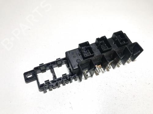 Fuse box VW PASSAT B5 Variant (3B5) 1.9 TDI | BP33505618E1 - Image 2