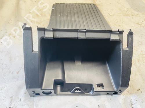 Used Glove box Glove box FORD FOCUS II (DA_, HCP, DP) 1.6 TDCi (109 hp) 35509304 35509304