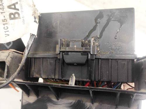 Fuse box FORD TRANSIT Van (FA_ _) 2.0 TDCi | BP32931636E1 - Image 2