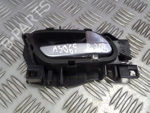 Used Rear right interior door handle Rear right interior door handle 35688300 35688300