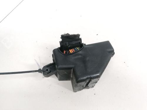 Fuse box VW GOLF V (1K1) 1.9 TDI | BP33084130E1 - Image 2