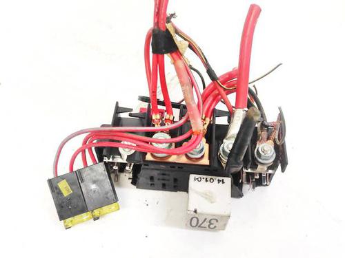 fuse-box-vw-passat-b55-3b3-2000-2001-2002-2003-2004-2005-32931671 main image