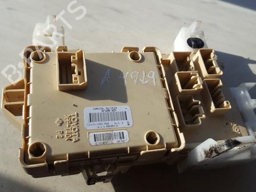 Used Fuse box Fuse box TOYOTA COROLLA Verso (ZER_, ZZE12_, R1_) 2.2 D-4D (AUR10_, AUR10R) (136 hp) 33517601 33517601