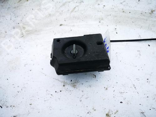 Used Lamp holder Lamp holder AUDI A6 C4 (4A2) 1.8 (125 hp) 35512326 35512326