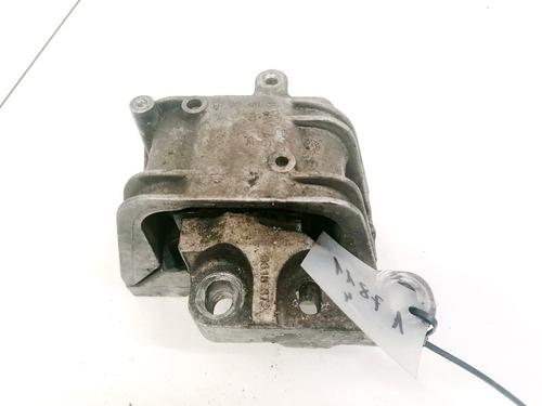 Used Engine mount Engine mount VW PASSAT B6 (3C2) 2.0 TDI 16V (140 hp) 32899088 32899088