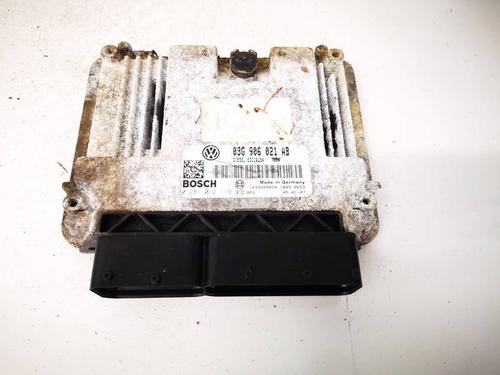 engine-control-unit-ecu-vw-passat-b6-3c2-2005-2006-2007-2008-2009-2010-2011-36456063 main image