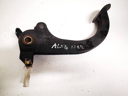 Used Clutch pedal Clutch pedal 34896873 34896873