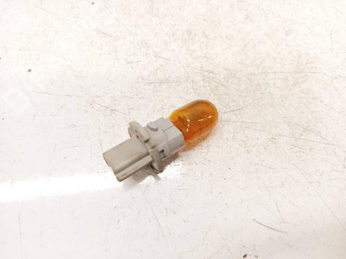 Lampeholder Lampeholder TOYOTA AVENSIS VERSO (_M2_) 2.0 D (CLM20_, CLM20R) (116 hp) 36828203 36828203