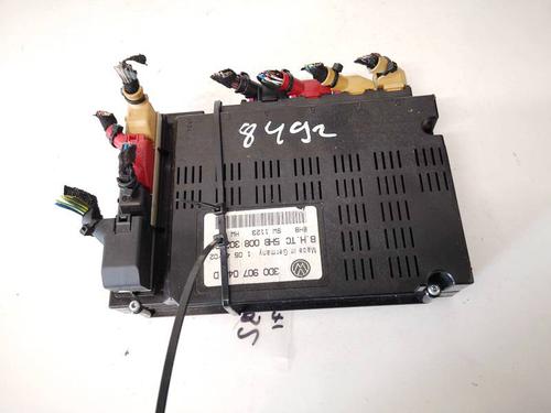 Used Electronic module Electronic module VW PHAETON (3D1, 3D2, 3D3, 3D4, 3D6, 3D7, 3D8, 3D9) 3.2 V6 (241 hp) 32919544 32919544
