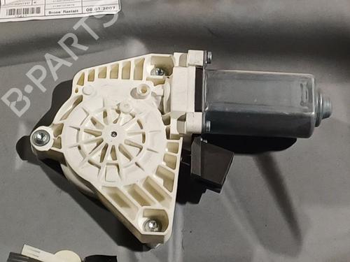 Used Right front window motor Right front window motor MERCEDES-BENZ A-CLASS (W169) A 170 (169.032, 169.332) (116 hp) 34980217 34980217