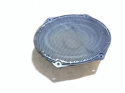 speaker-audi-a4-b6-avant-8e5-2000-2001-2002-2003-2004-2005-33071768 main image