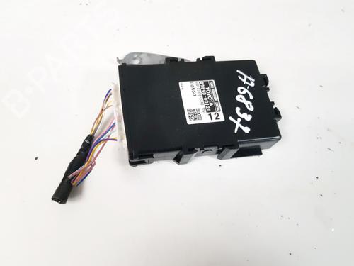 Used Electronic module TOYOTA YARIS (_P15_) 1.3 (NSP150_) (99 hp) 33091228