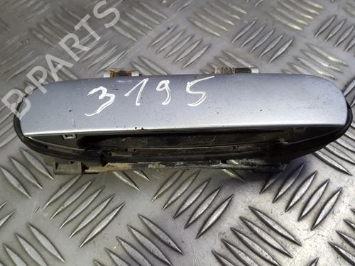 front-right-exterior-door-handle-audi-a6-c5-4b2-4b4-1997-1998-1999-2000-2001-2002-2003-2004-2005-35675336 main image