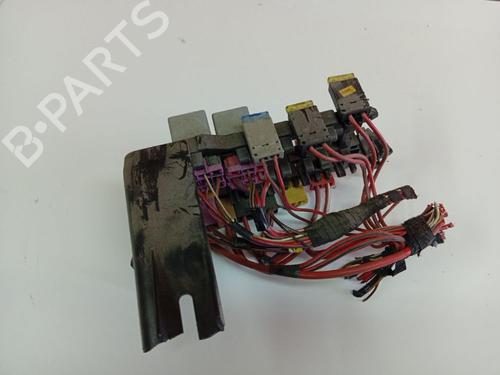 Fuse box VW PASSAT B5 Variant (3B5) 1.9 TDI | BP33730921E1 - Image 3