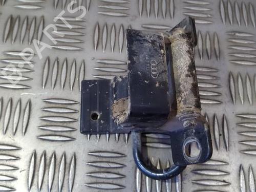 hingedoor-check-strap-audi-a4-b5-8d2-1994-1995-1996-1997-1998-1999-2000-2001-33495805 main image