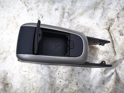 Used Armrest / Center console Armrest / Center console 38040240 38040240
