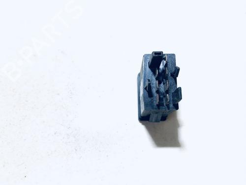 Warning switch AUDI 80 B4 Saloon (8C2) 2.0 | BP35566997I22 - Image 3