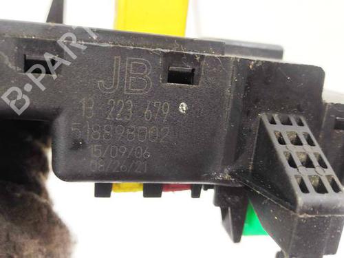 Fuse box OPEL VECTRA C (Z02) 1.9 CDTI (F69) | BP32935432E1 - Image 3