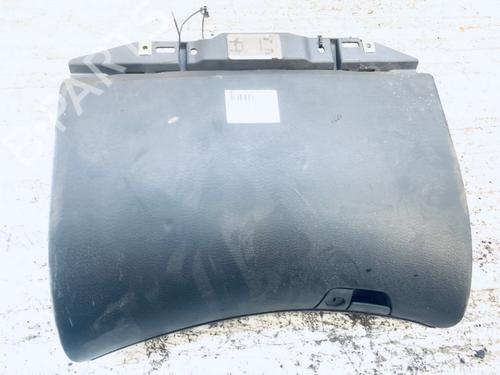 Handskerum Handskerum VOLVO S60 I (384) 2.4 (170 hp) 35584829 35584829