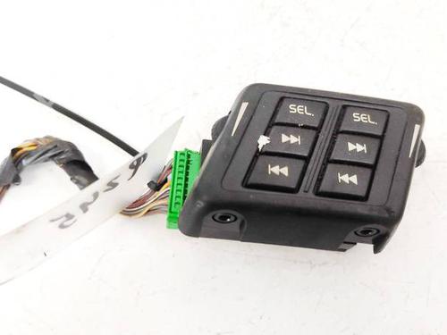 Used Steering wheel controls Steering wheel controls 35241457 35241457